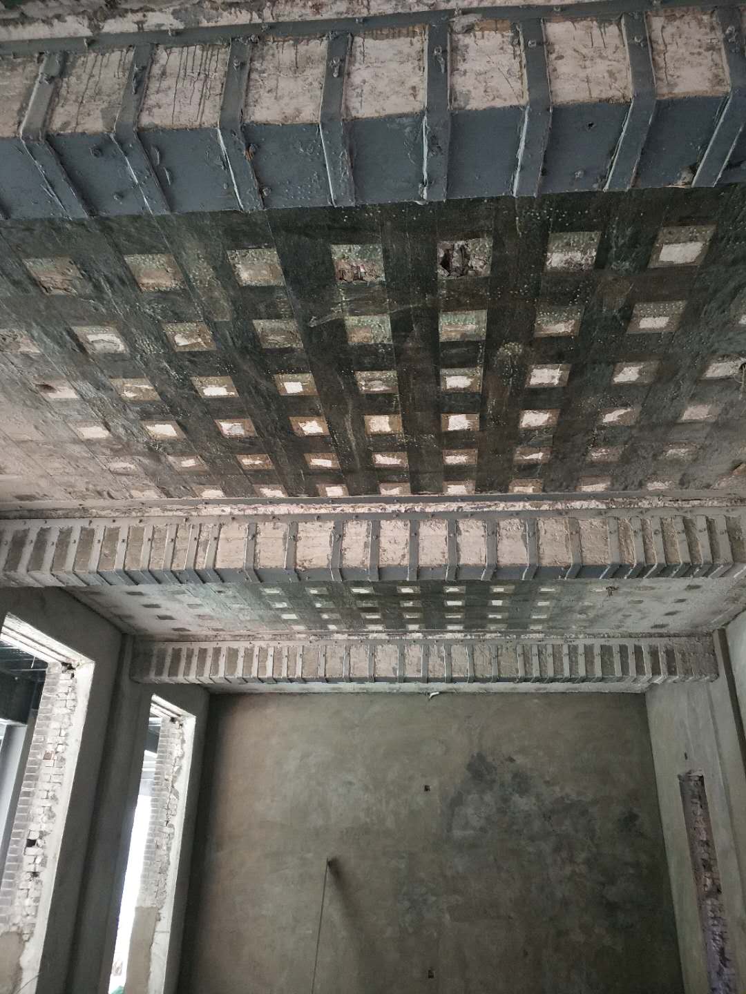 四川粘鋼加固